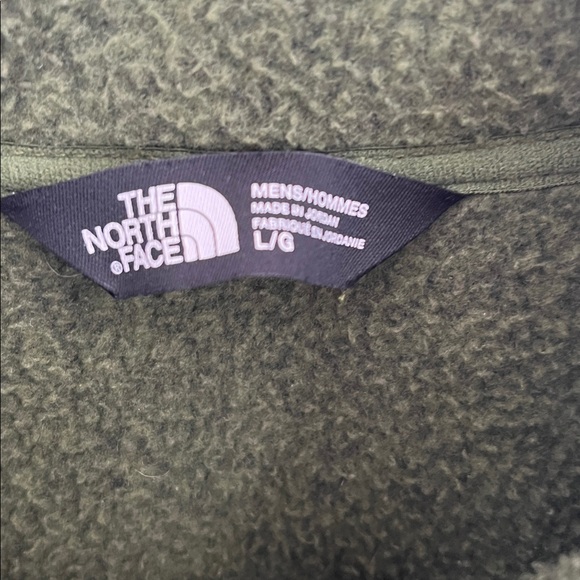 Men’s North Face Jacket - Picture 3 of 3
